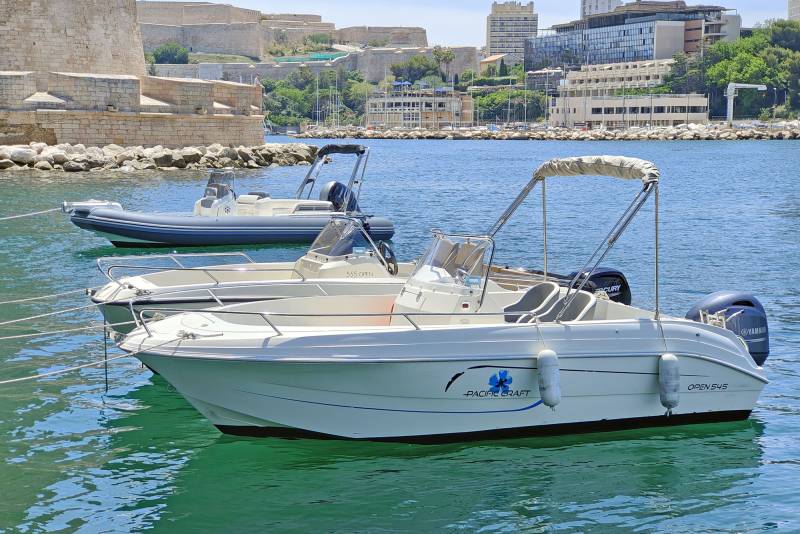 Offres spéciales de vente de bateaux à Marseille avec  LocMyBoat