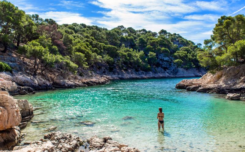Quelles conditions faut-il remplir pour accéder aux Parc National des Calanques de Marseille en bateau ?