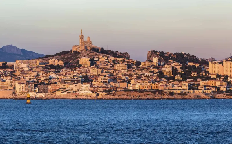 Location de bateau à Marseille – Découvrez la ville depuis la mer